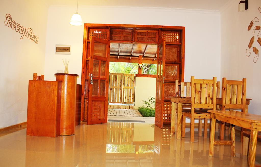 Kaafu Inn Guraidhoo Luaran gambar